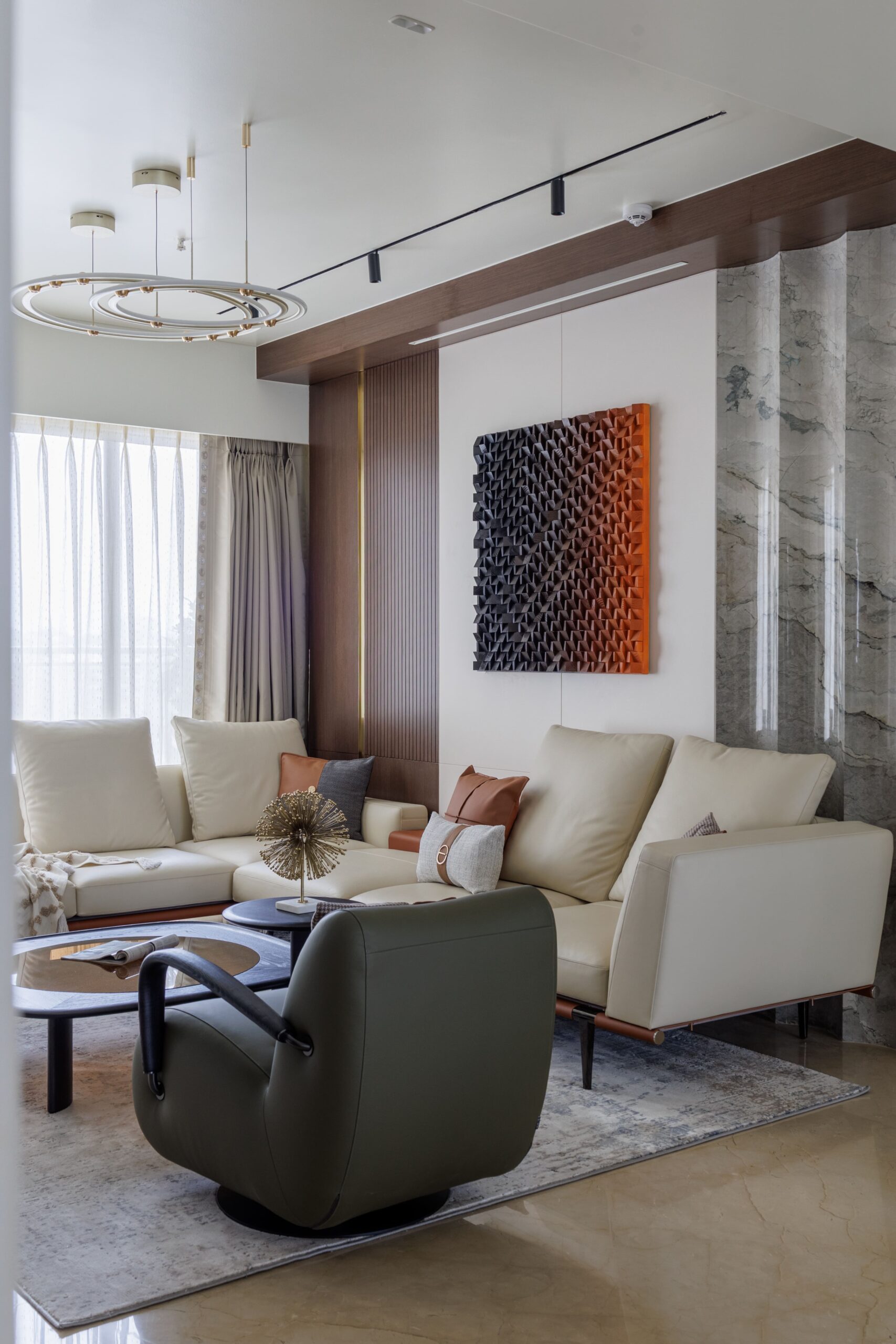 A Symphony of Luxury and Comfort: <br> Inside a Modern Residence